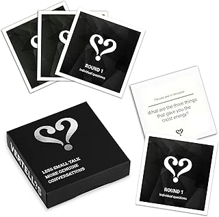 Vertellis Holiday Edition Card Game - Thoughtful Conversation Starters and Questions for Groups, Families, Friends, Office - Mindfulness and Communication Building Icebreaker for Parties, Gathering