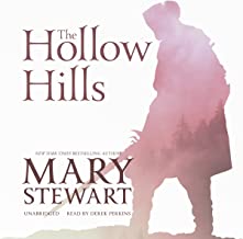 The Hollow Hills: The Arthurian Saga, Book 2